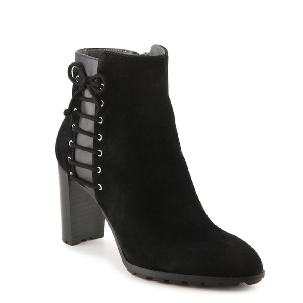 Adrienne Vittadini Trend Booties